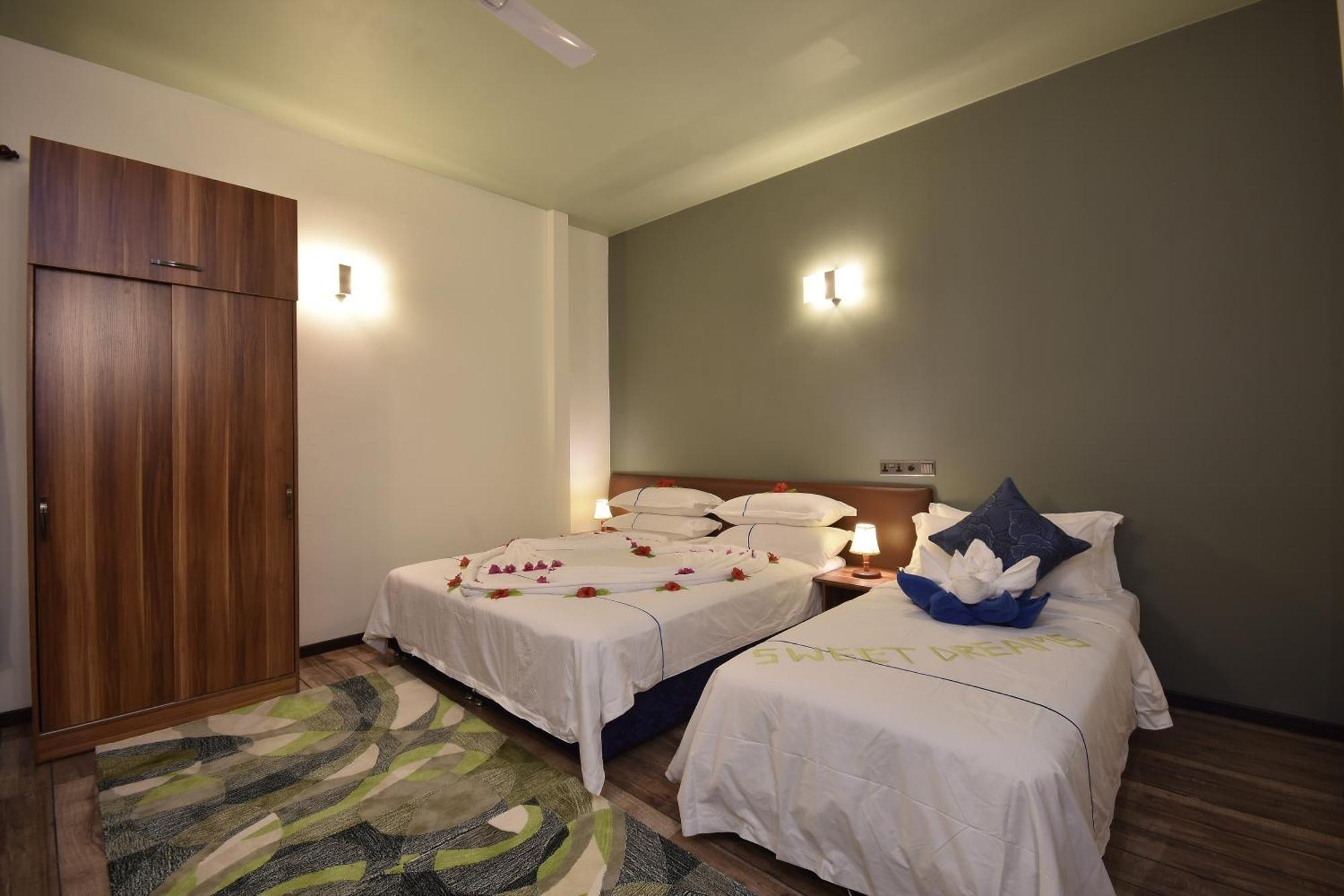 Island Home Inn Ukulhas Екстериор снимка