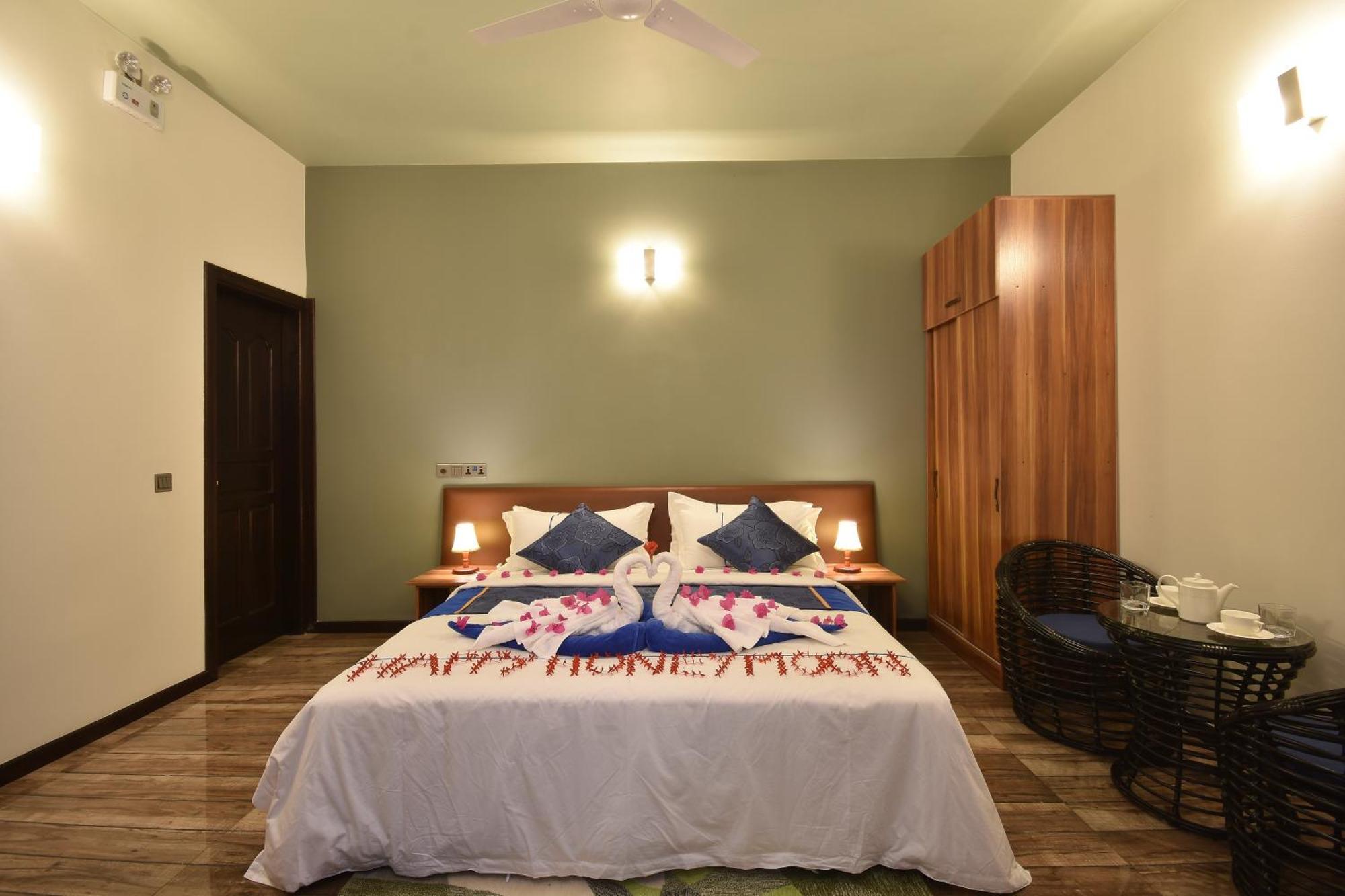 Island Home Inn Ukulhas Екстериор снимка