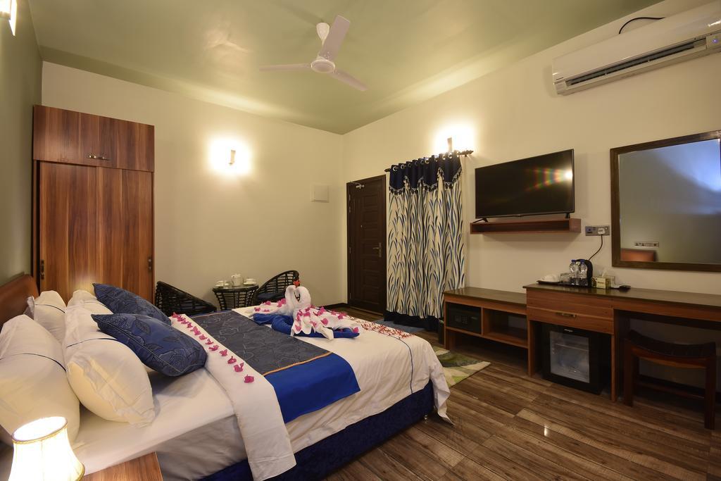 Island Home Inn Ukulhas Екстериор снимка